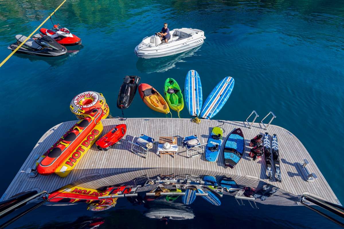 Platform / Water toys