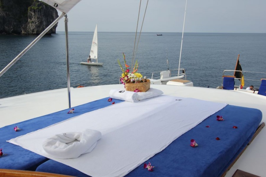 DOUCE FRANCE Yacht Charter - Aft Deck Massage