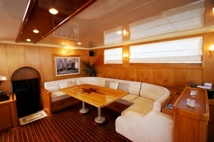 MEIN SCHATZ Yacht Charter - SALOON