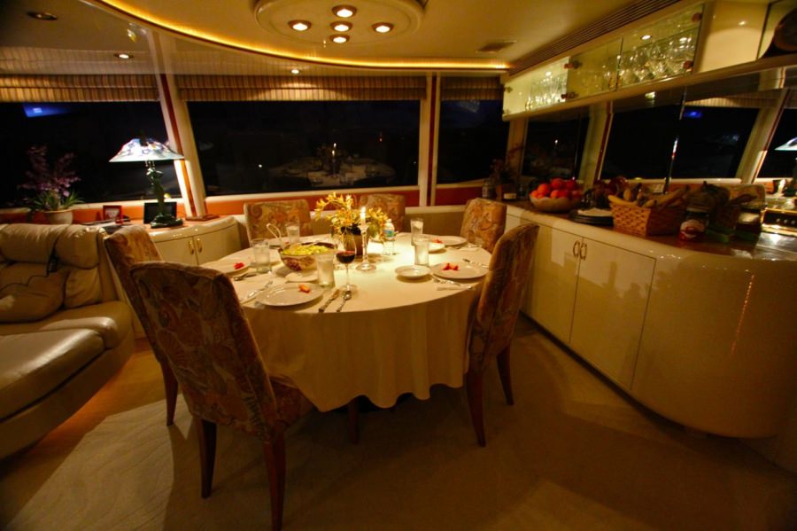 COMPANIONSHIP Yacht Charter - Dining Area