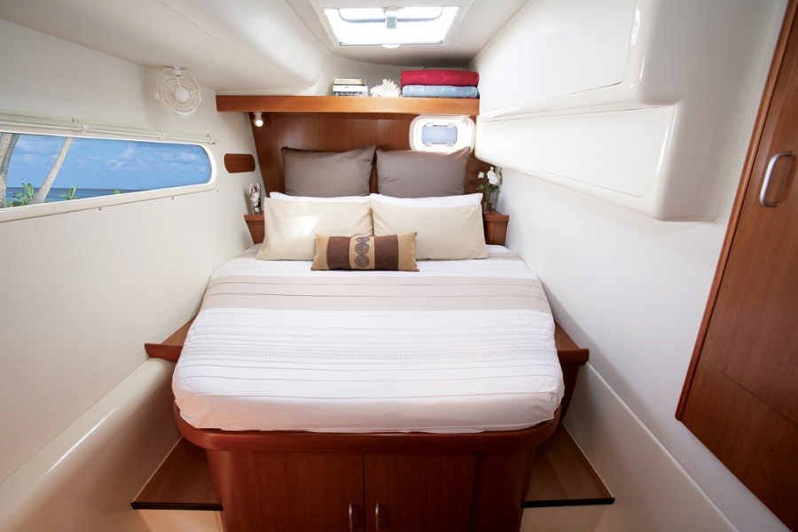 Charter Nirvana (power Cat)