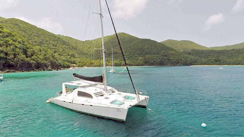 Catamaran Charter Pisces