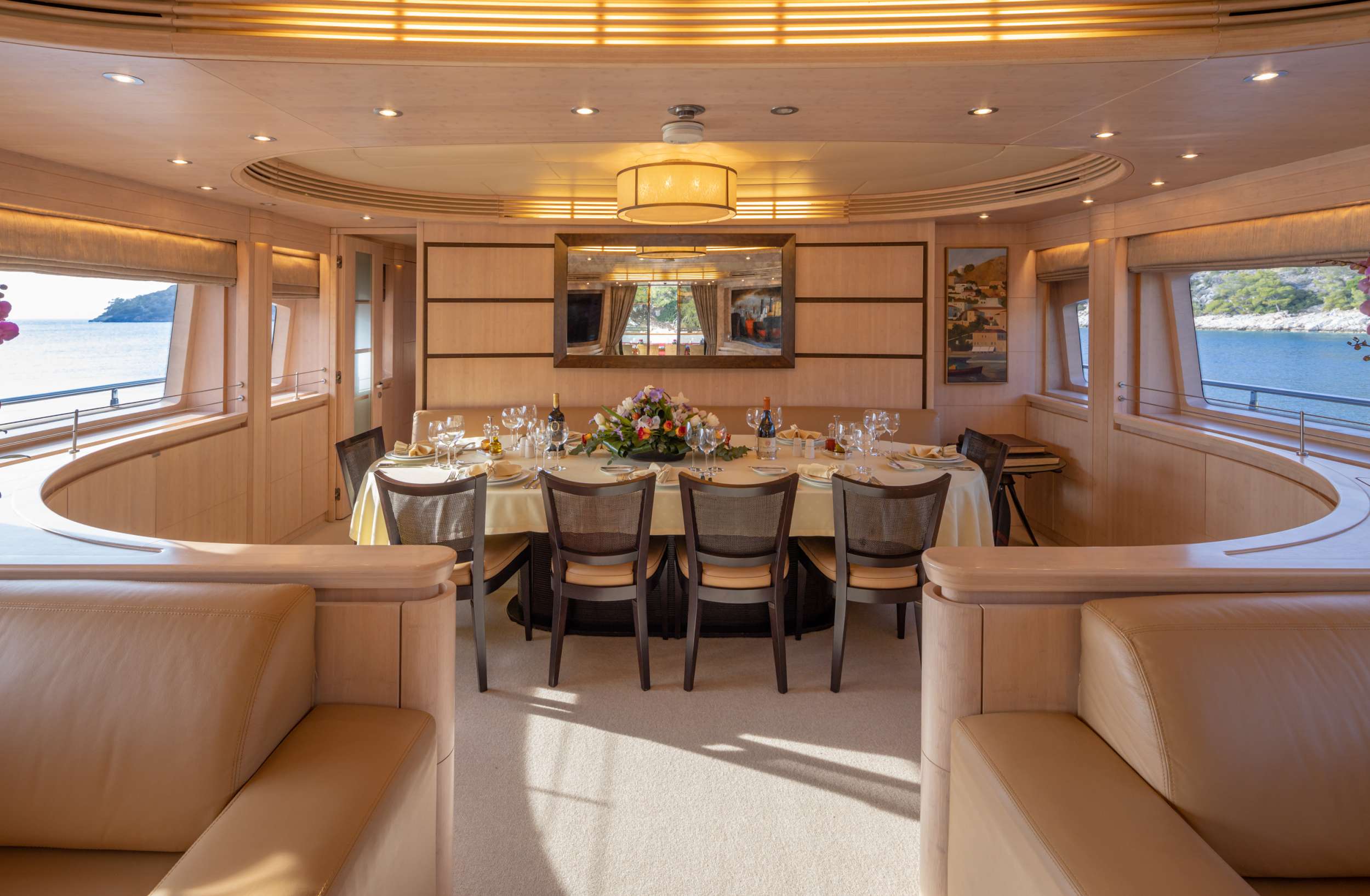 GLAROS Yacht Charter - Dining