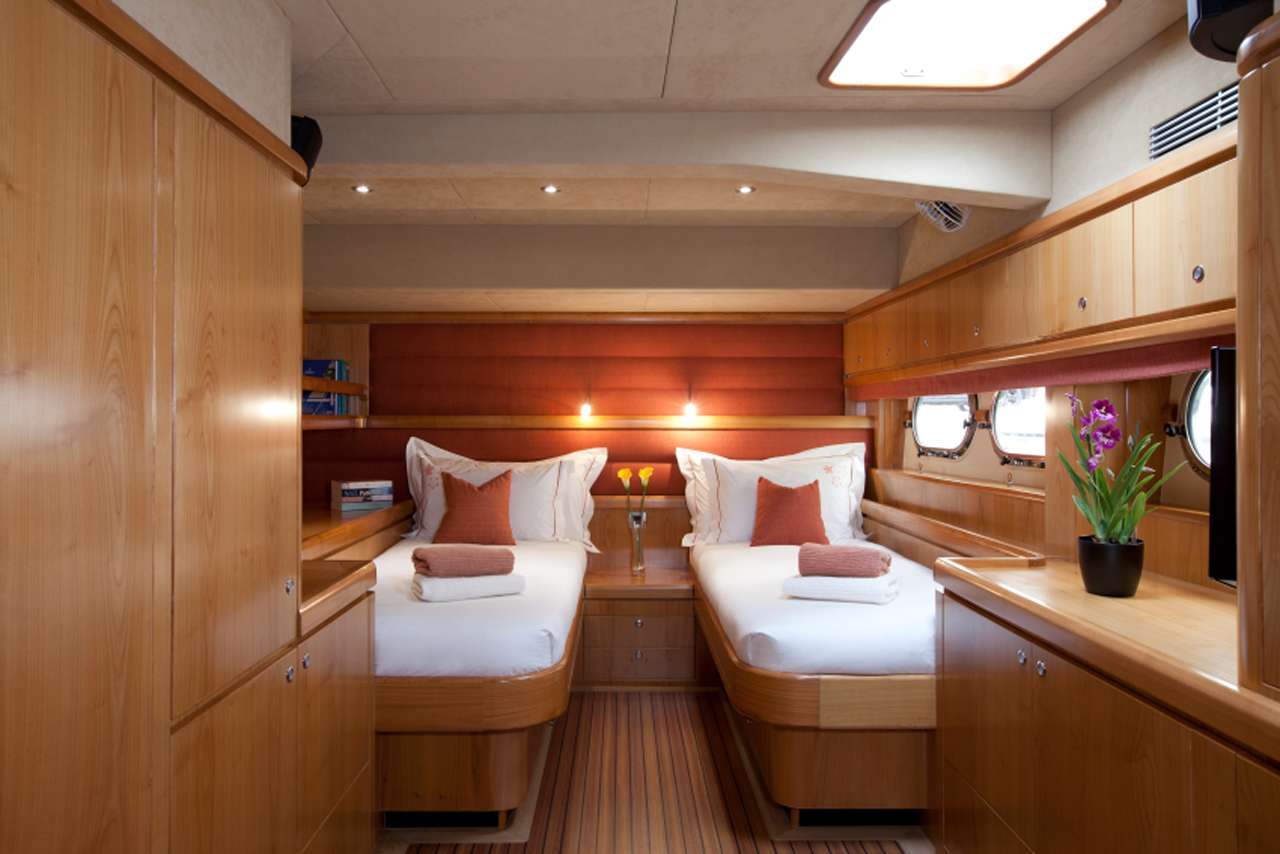 Twin Guest Stateroom - Convertible