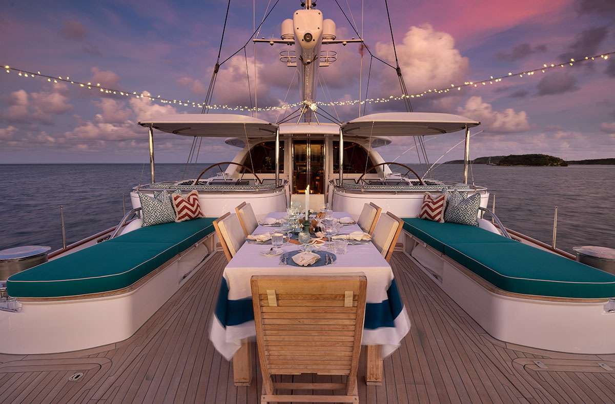 HYPERION Yacht Charter - Main Deck