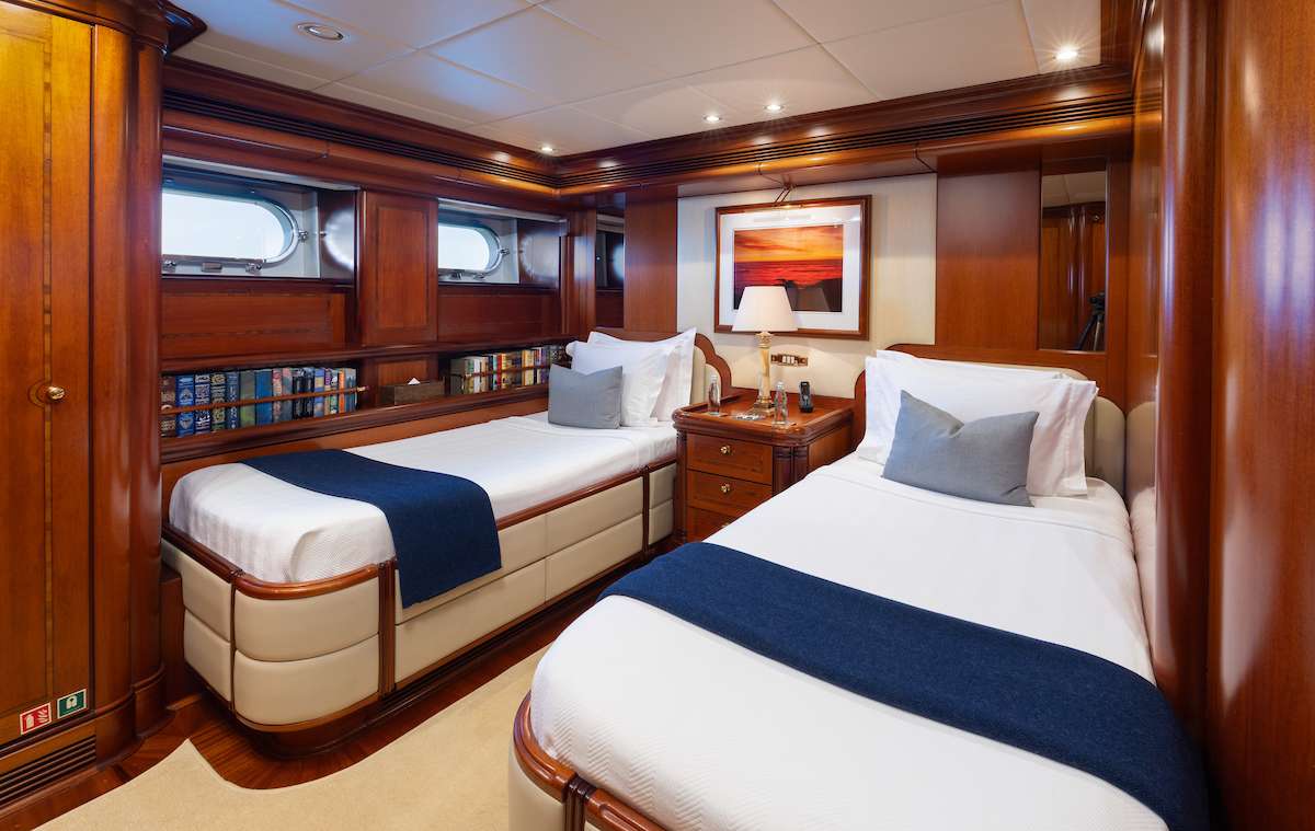 HYPERION Yacht Charter - Double Cabin