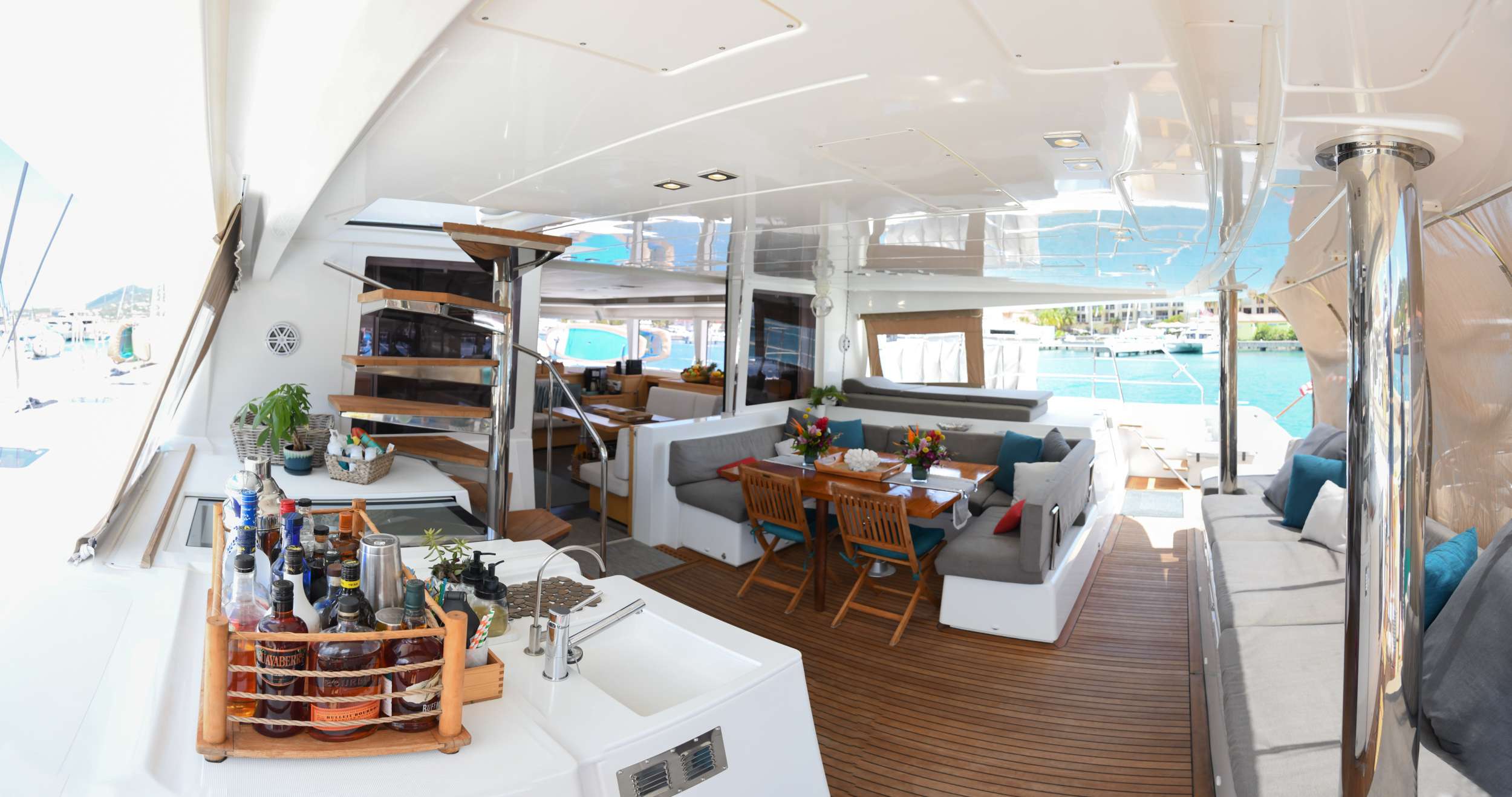 AZULIA II Yacht Charter - Al fresco dining for 8 comfortably