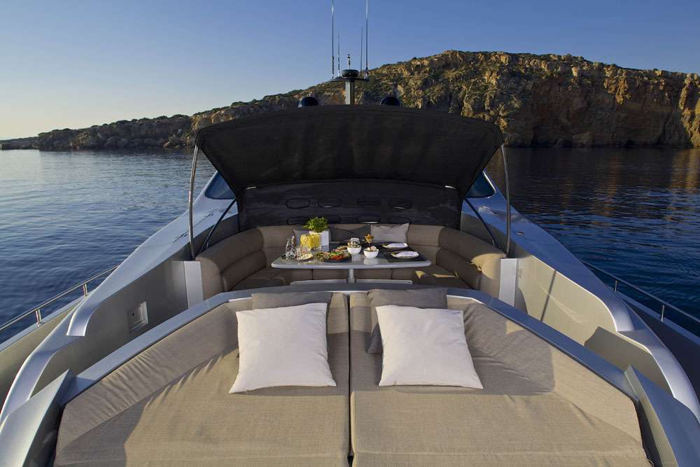 Bow sundbeds