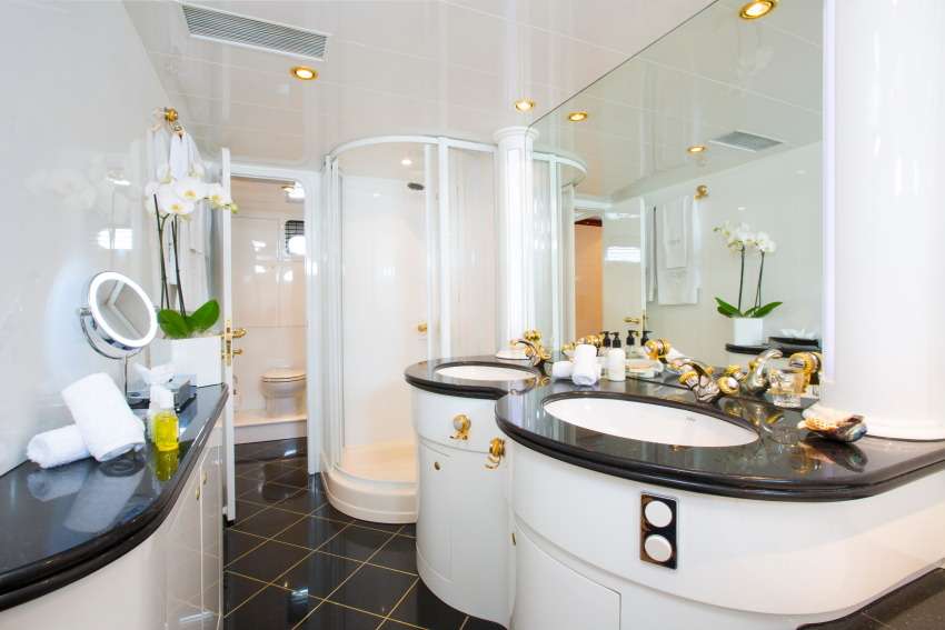 Master Ensuite