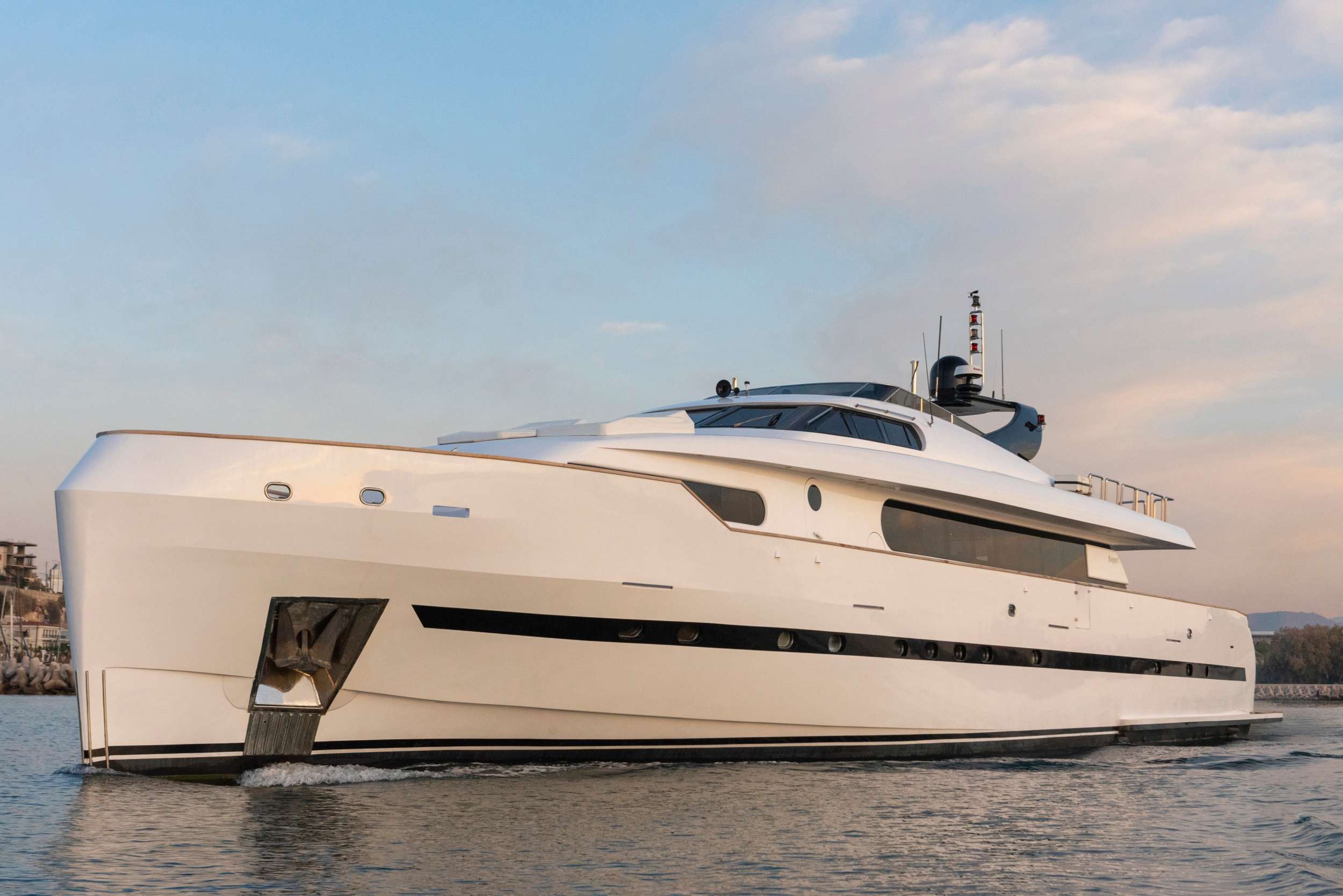Yacht Charter PROJECT STEEL | Ritzy Charters