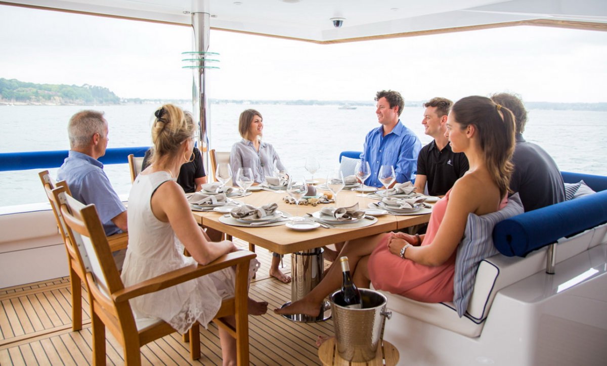 WINDQUEST Yacht Charter - Aft Deck Dining