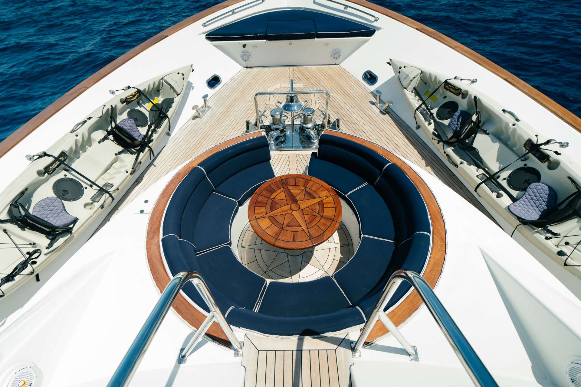PLAN A Yacht Charter - BOW