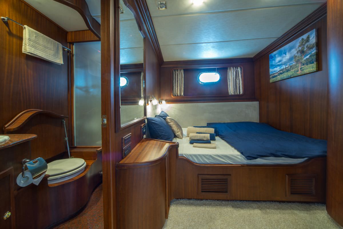 ALBA Yacht Charter - Doble bed cabin 1