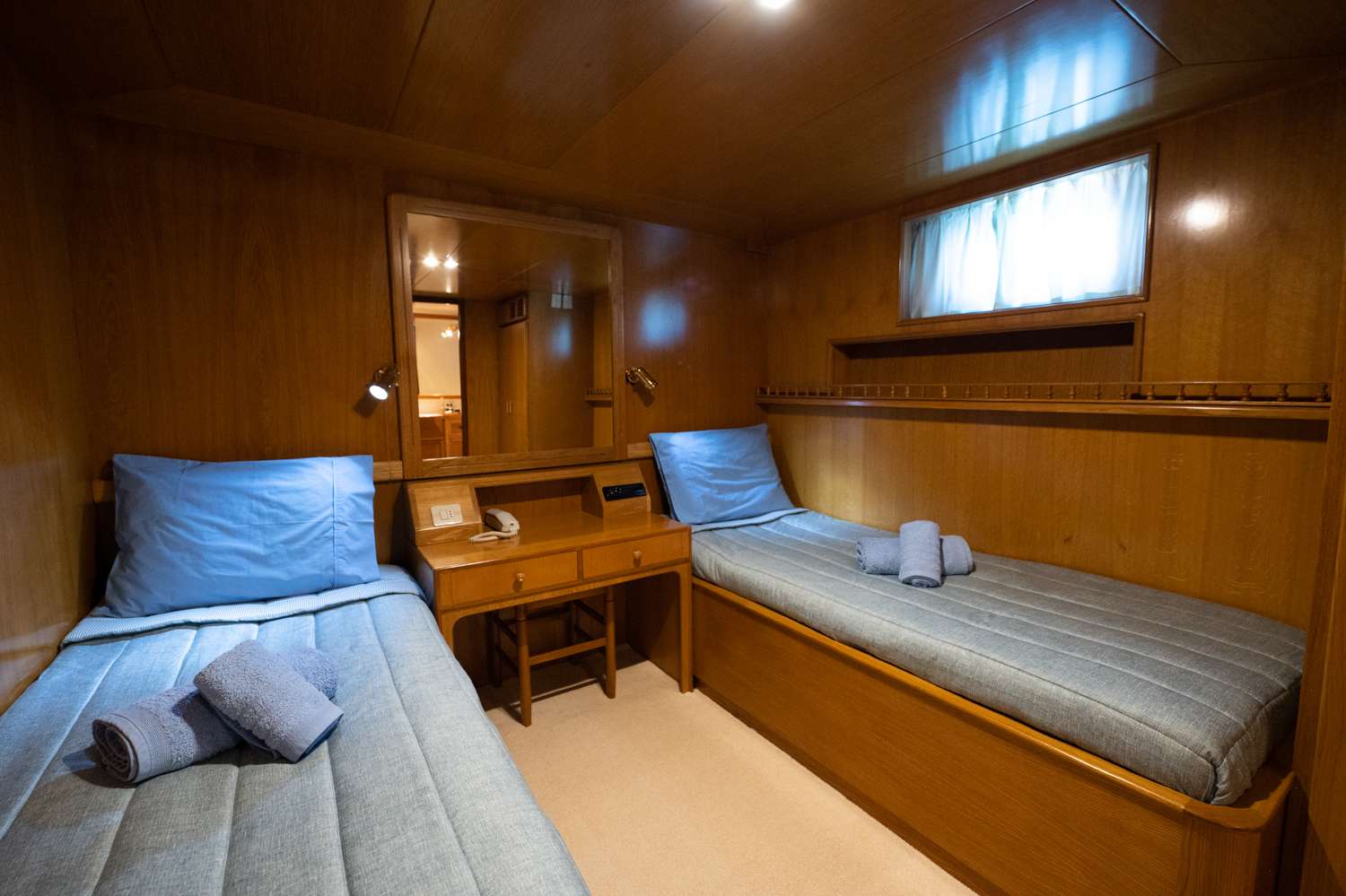 ELENA Yacht Charter - Twin Cabin 2