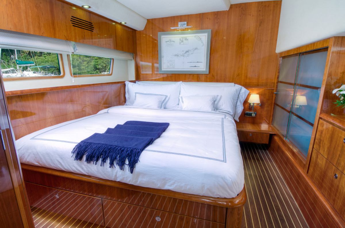 XENIA74 Yacht Charter - Another of the 3 queen guest cabins
