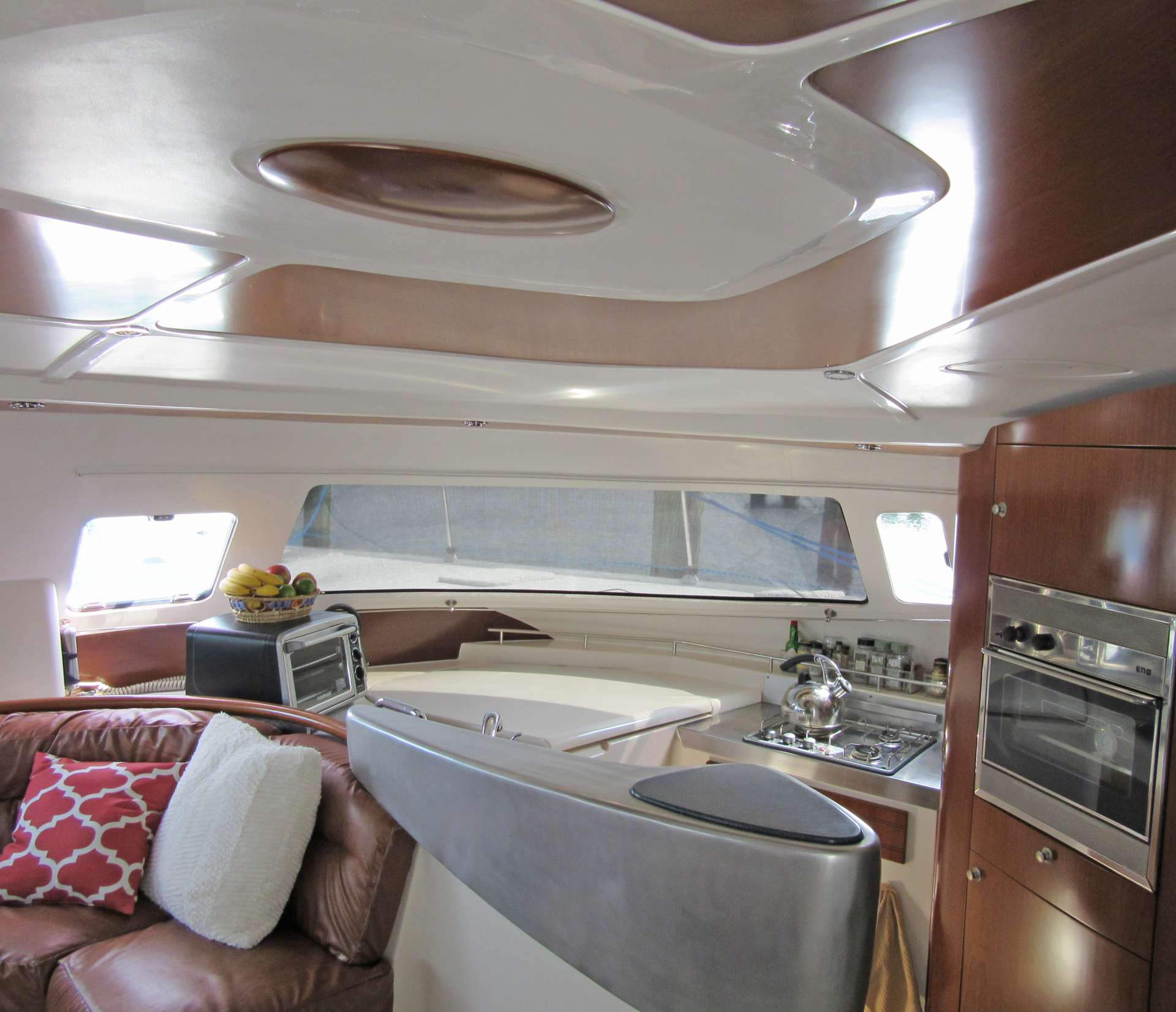 Yacht charter Magic Inspiration