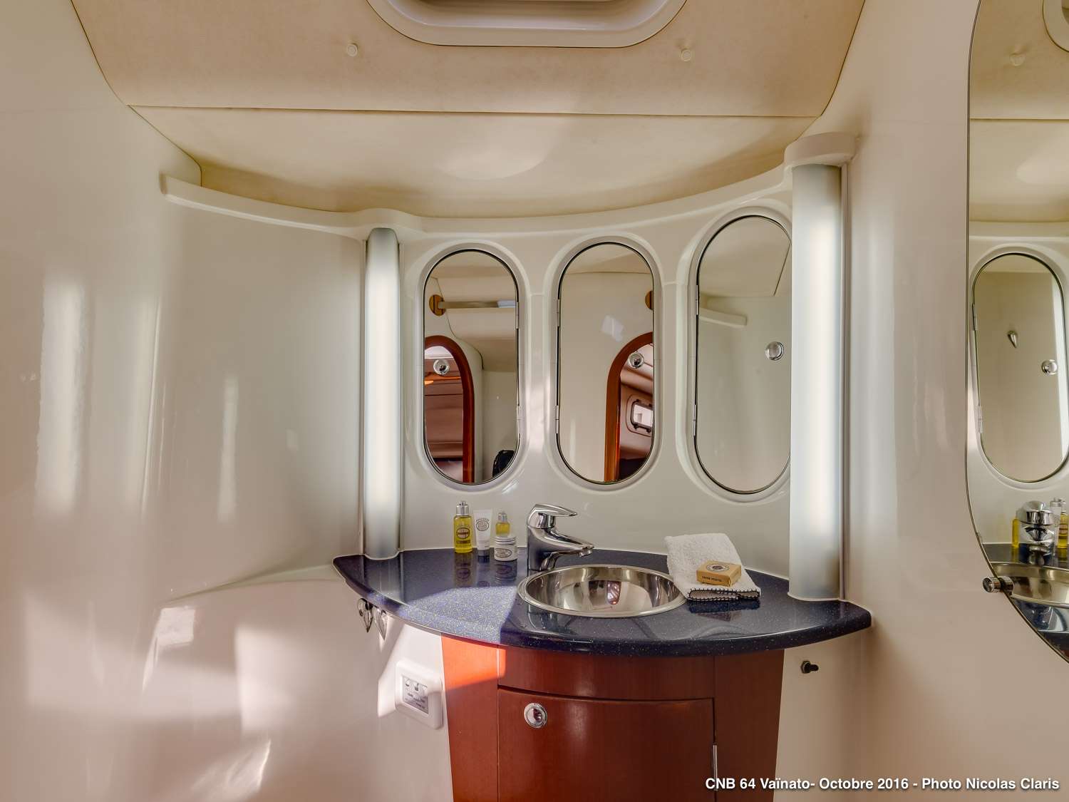 Master's cabin's bathroom