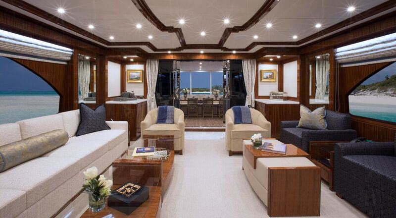 RENAISSANCE Yacht Charter - Salon