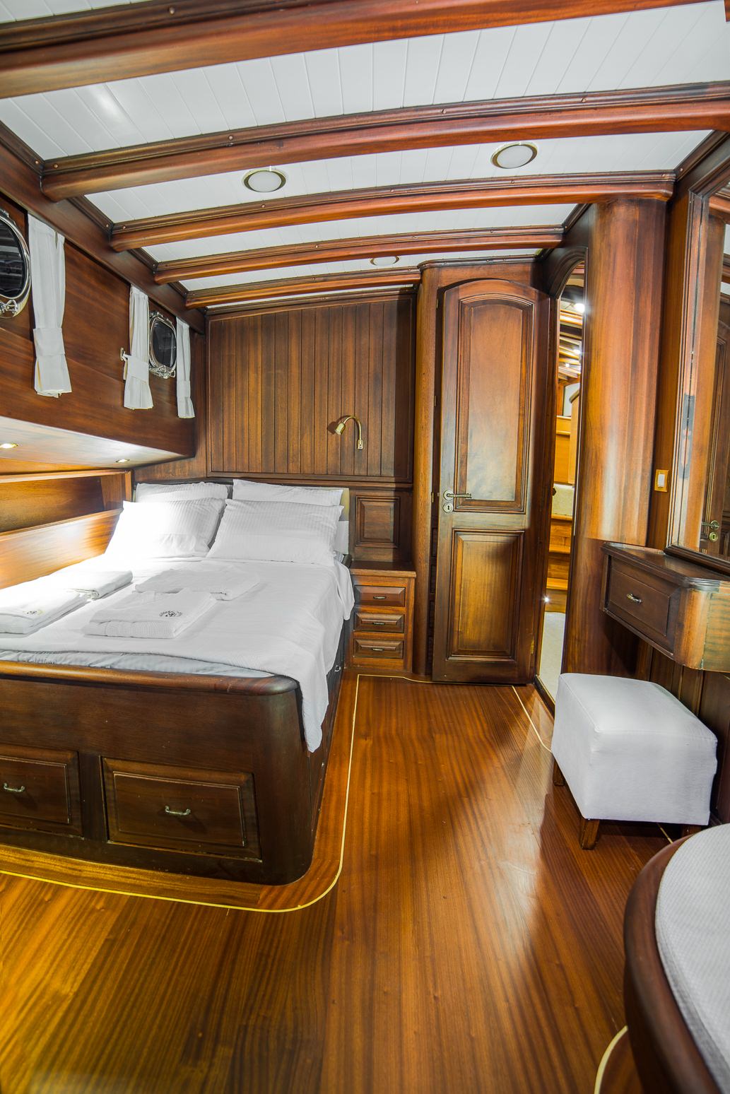 Double3 cabin