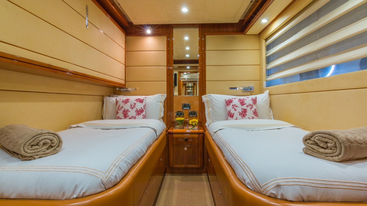 Double Twin Guest Cabin