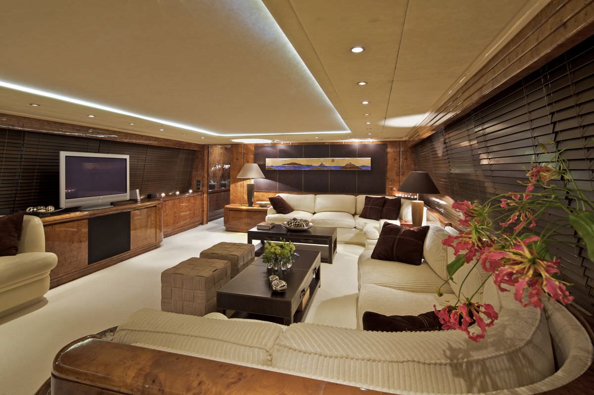 Saloon 2