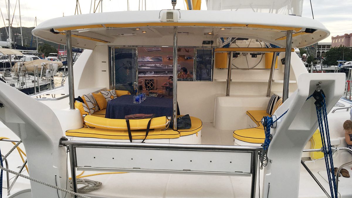Catamaran Charter Firefly 46