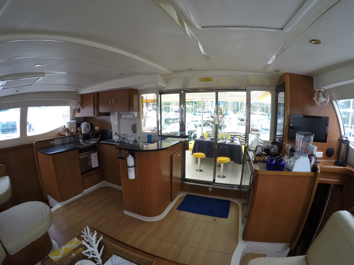 Catamaran Charter Firefly 46