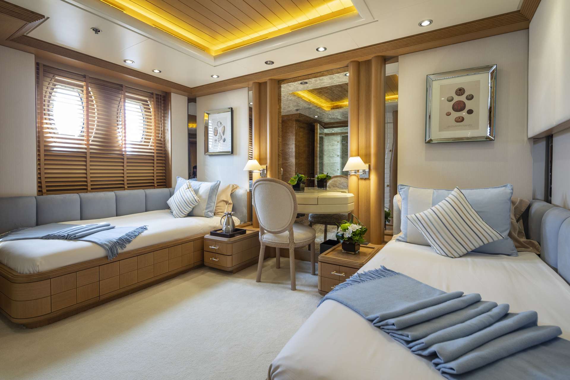 Twin cabin