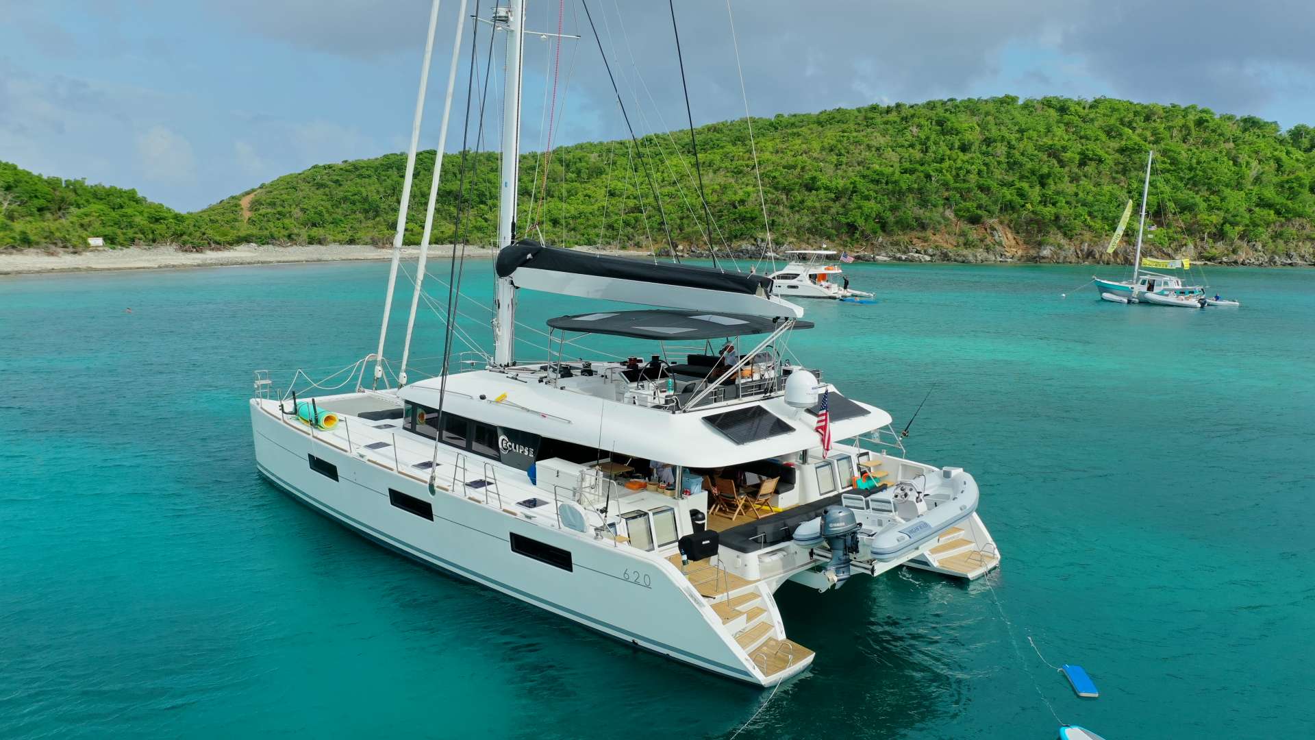 ECLIPSE is a brand new and beautiful 2017 model Lagoon 62 launched in October 2016. 

4 spacious Queen staterooms, lots of outside lounging areas, including the popular fly-bridge deck with 360 degree views. 