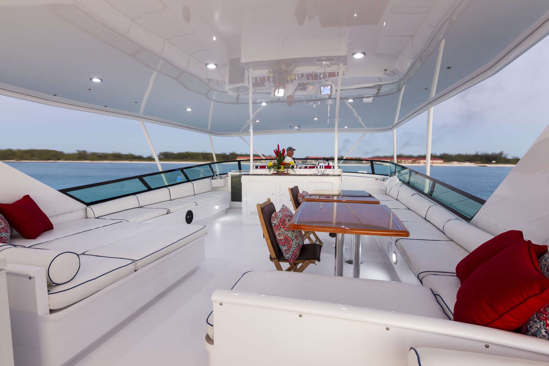 IL CAPO Yacht Charter - Hot Tub
