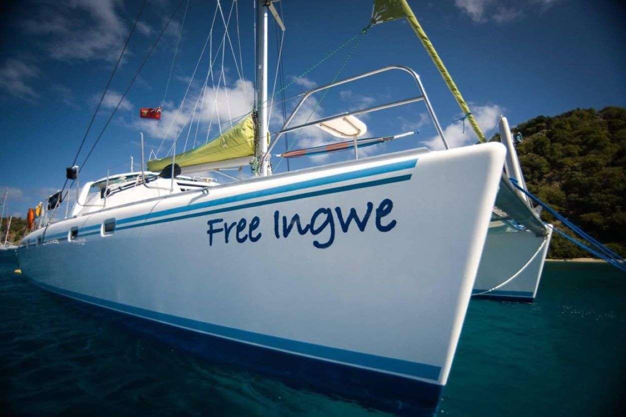 A beautiful day in the British Virgin Islands.
Free Ingwe offers 3 queen guest cabins each with an en-suite head and shower, air-conditioning, spacious cockpit and large deck for lounging in paradise, come join us!