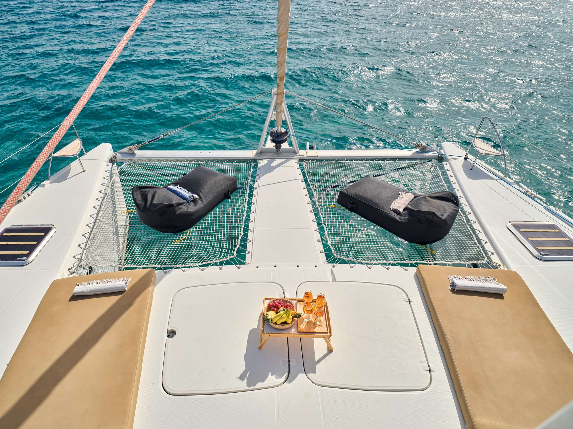Sunbathing area - Fore Deck 