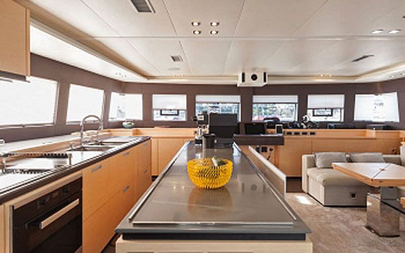 CUTE LITTLE CAT Yacht Charter - The kitchen - sistership