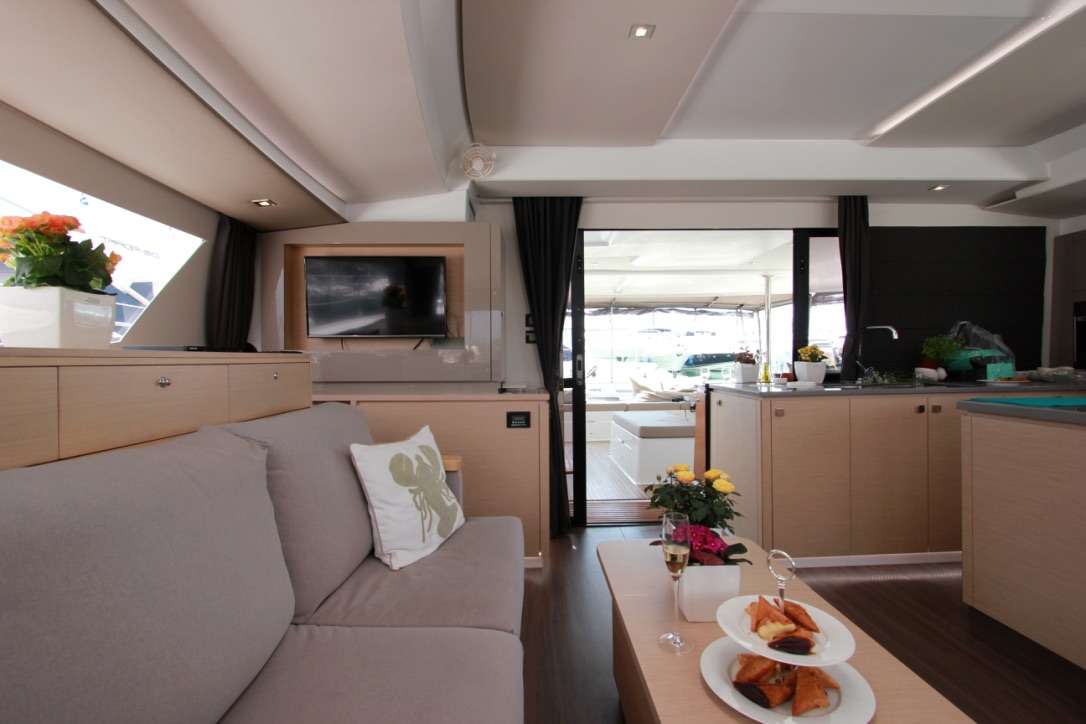 Catamaran Charter Tiziano