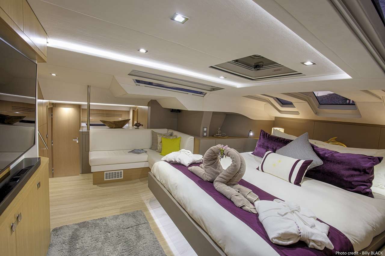 NAMASTE Yacht Charter - The master cabin other view