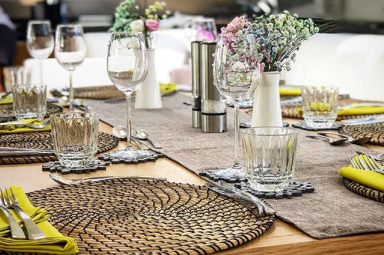 NAMASTE Yacht Charter - Dinner table