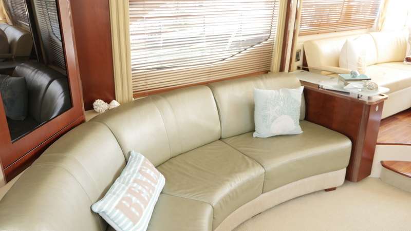 Salon Port Forward View