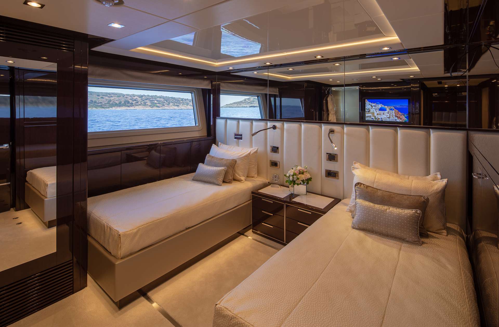 Twin Cabin