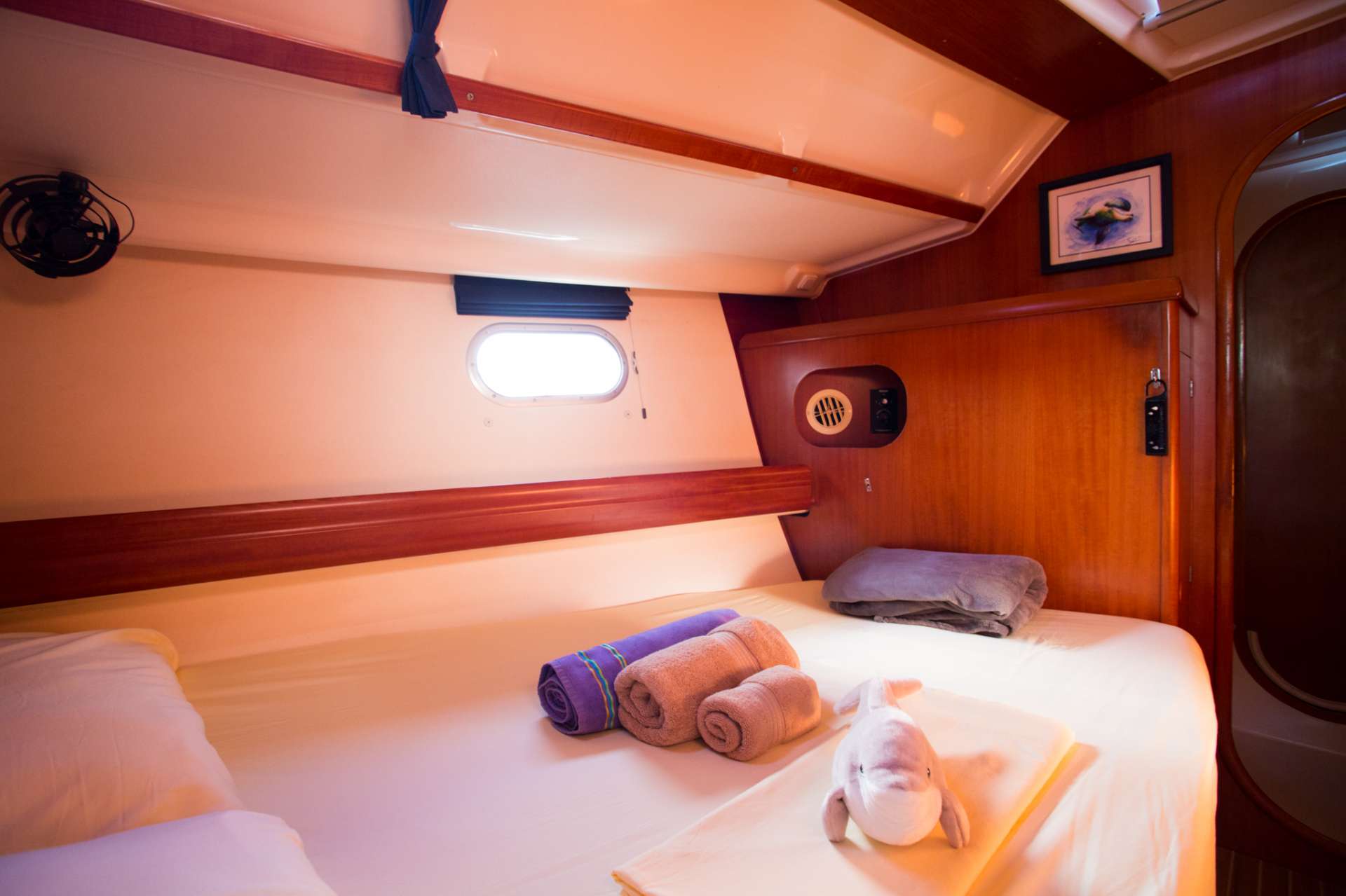 Queen cabin mid ships - photo Arthur Daniel