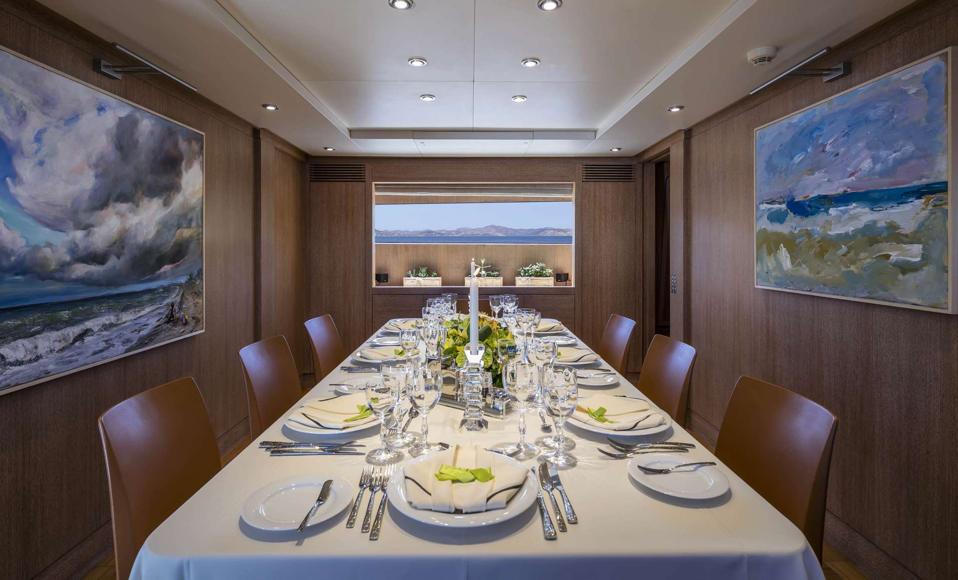 ALEXIA AV Yacht Charter - Dining table