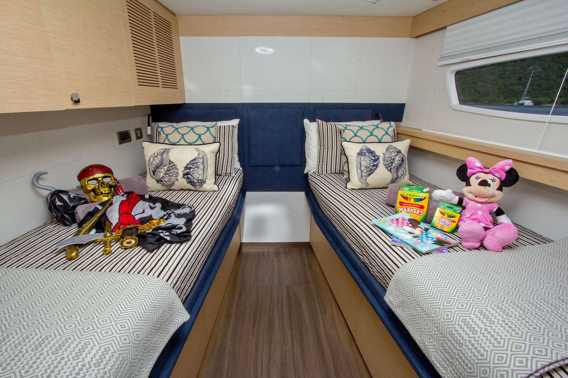NENNE Yacht Charter - Cabin Conversion for the kids!