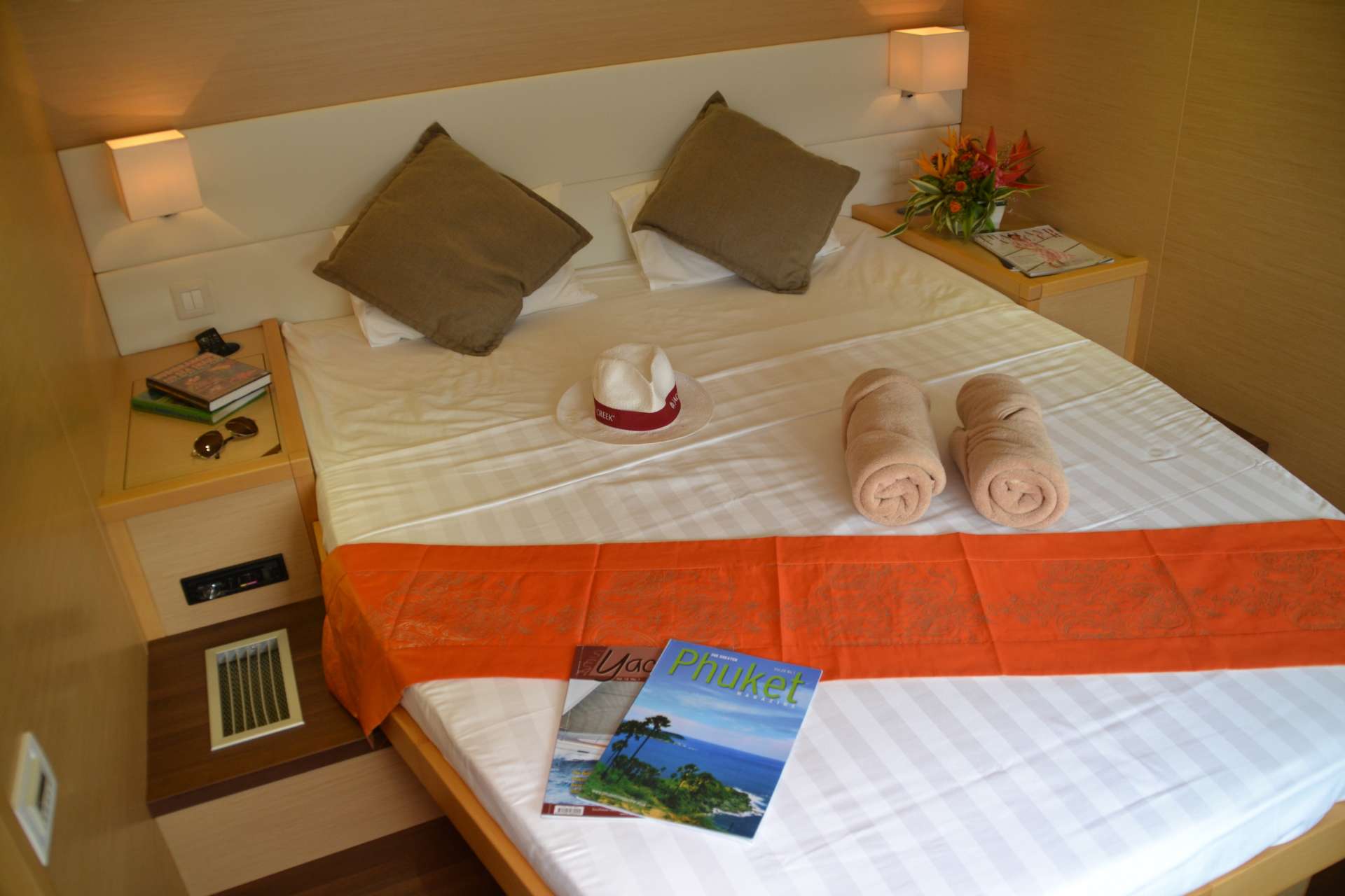Catamaran Charter Seven