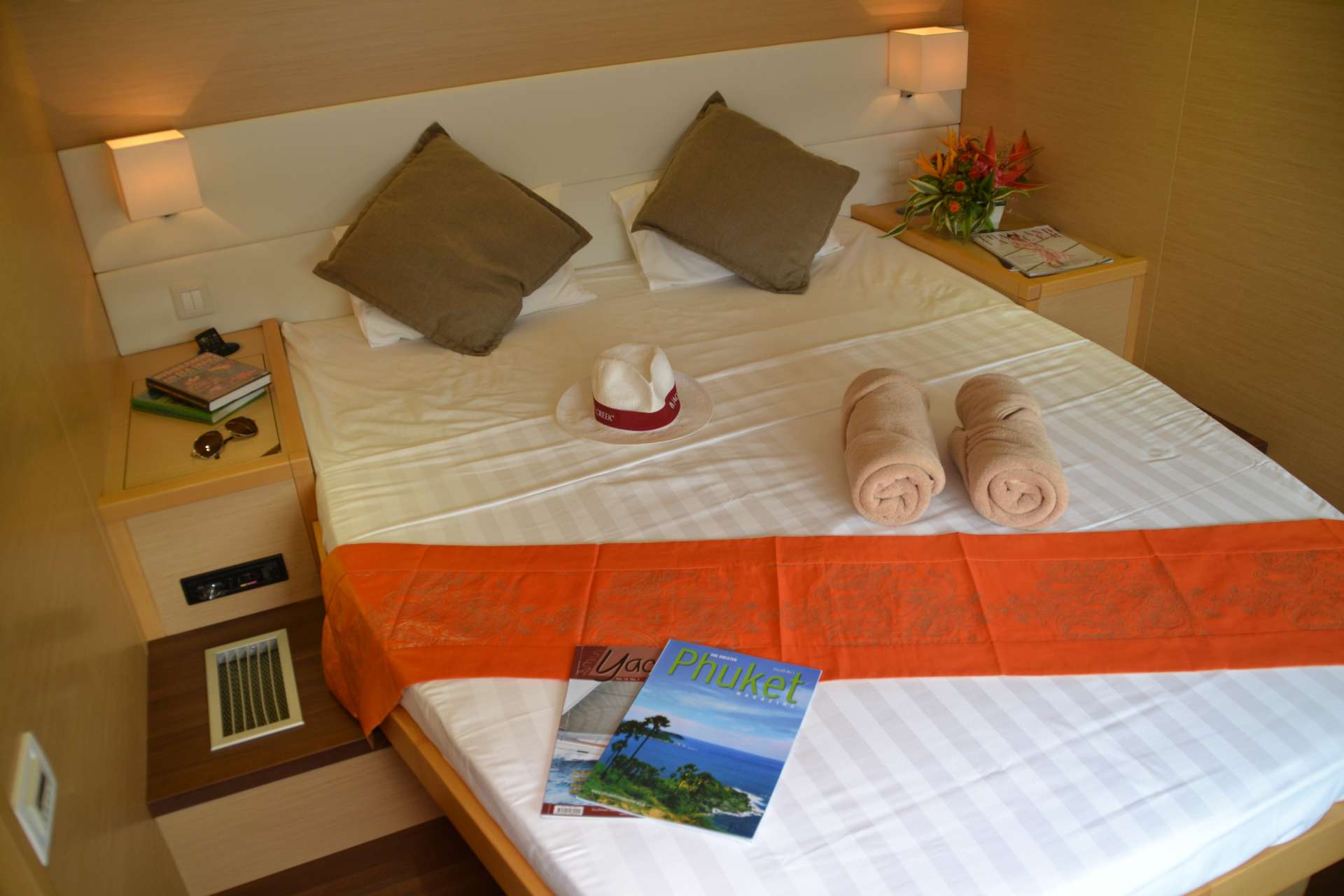 Catamaran Charter Seven