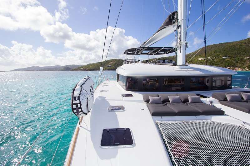 LE REVE L620 ESSENCE Yacht Charter - Great bow space