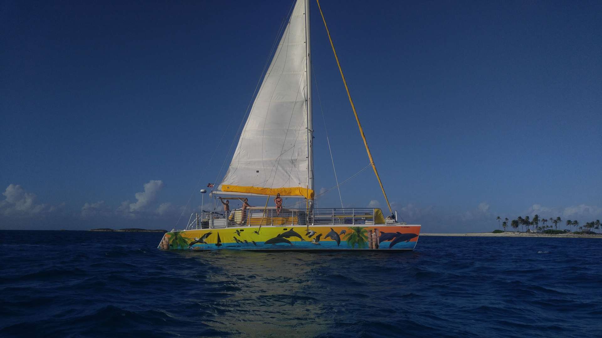 Yacht Charter Privateer | Ritzy Charters