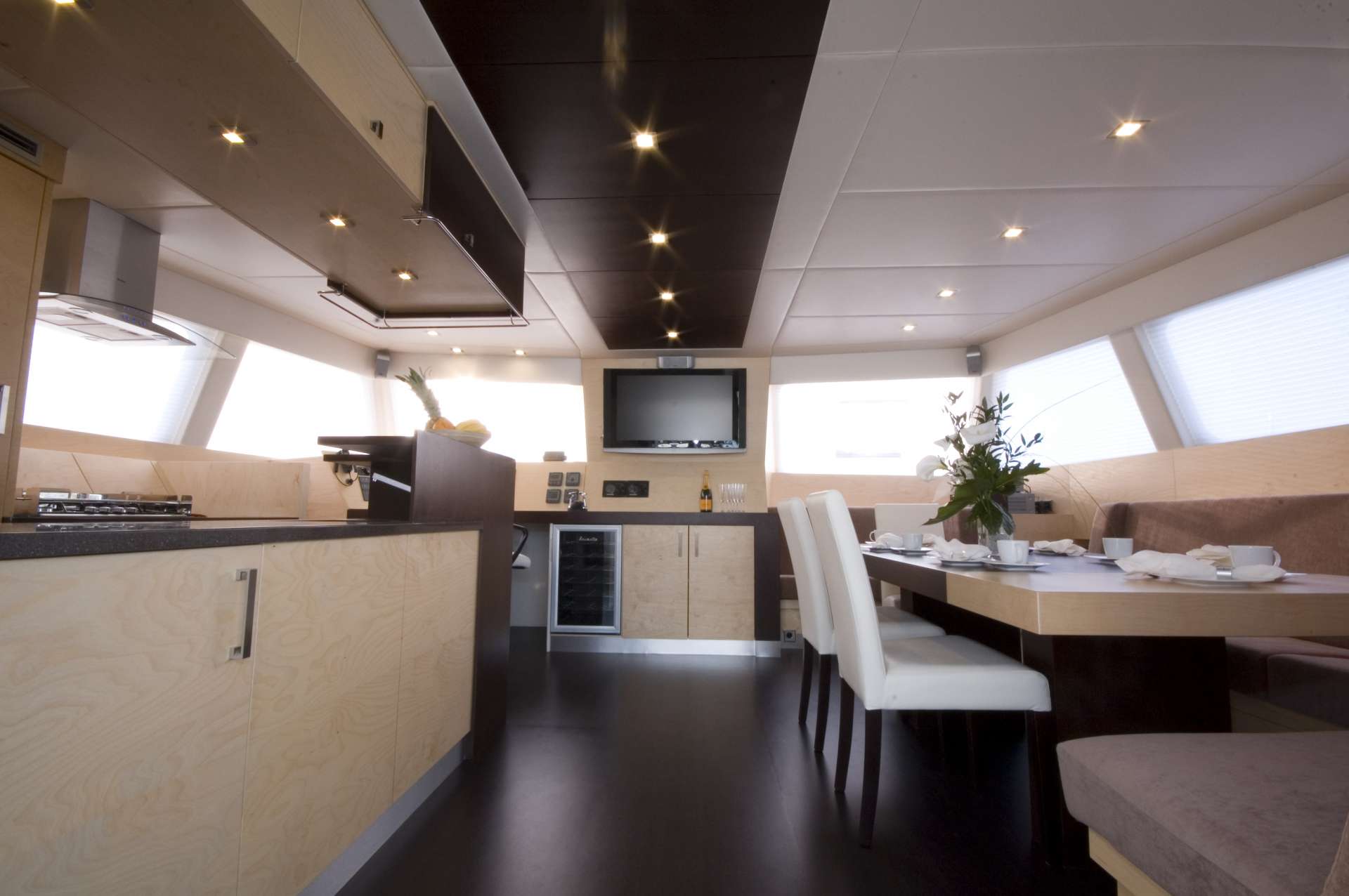 Catamaran Charter Zimit