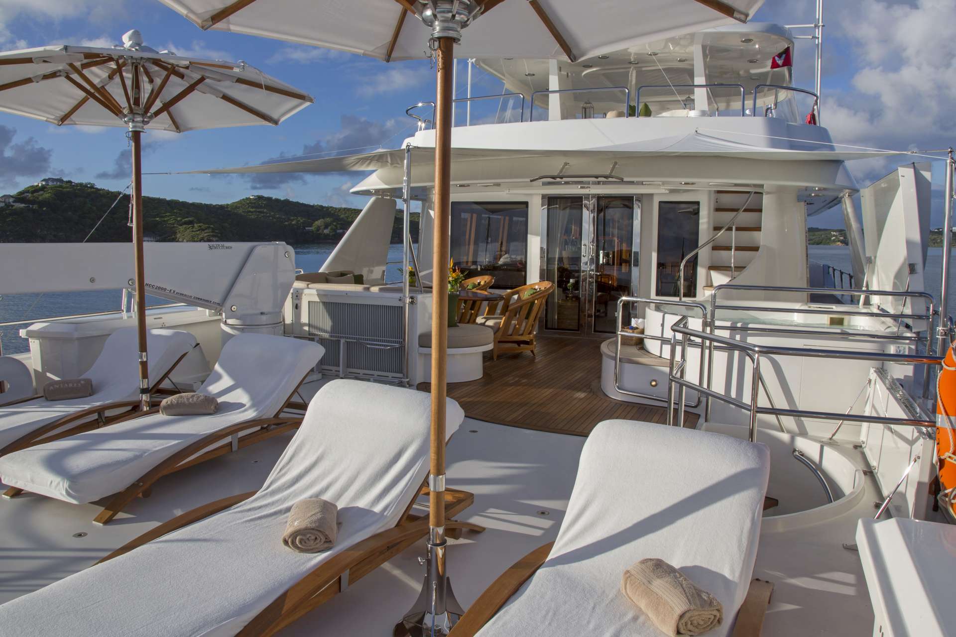 ANTARES Yacht Charter - Sun deck