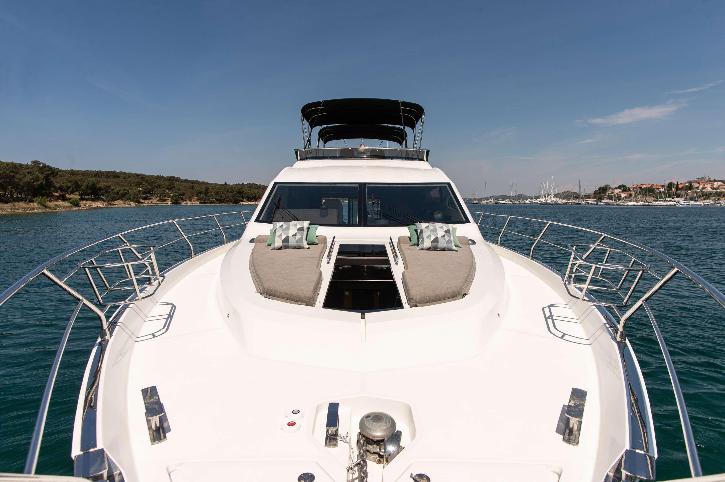 LE CHIFFRE Yacht Charter - Exterior