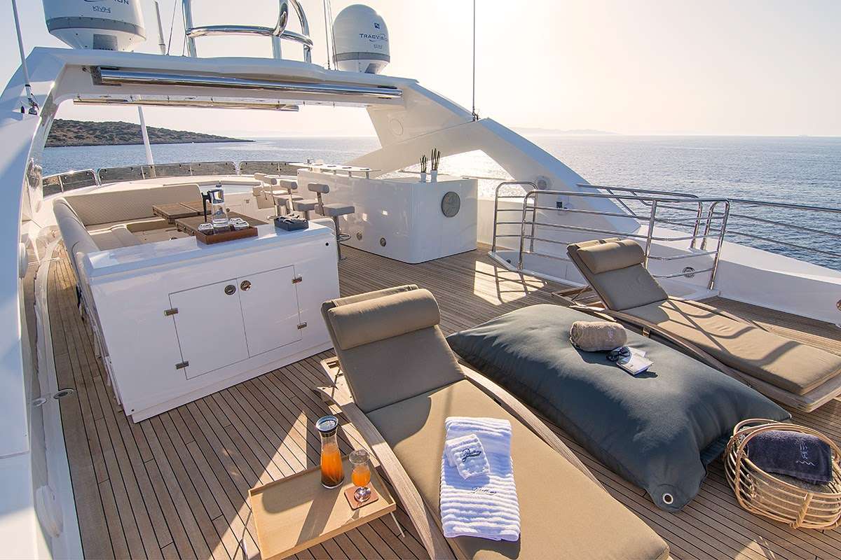 PATHOS Yacht Charter - Sun deck