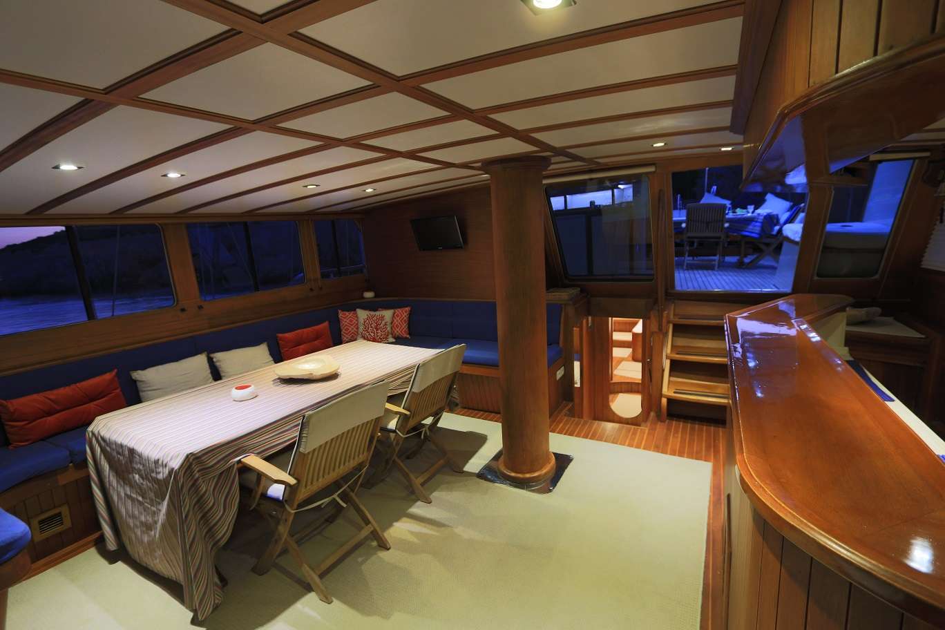 Saloon
